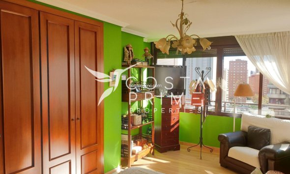 Resale - Apartment / Flat - Benidorm