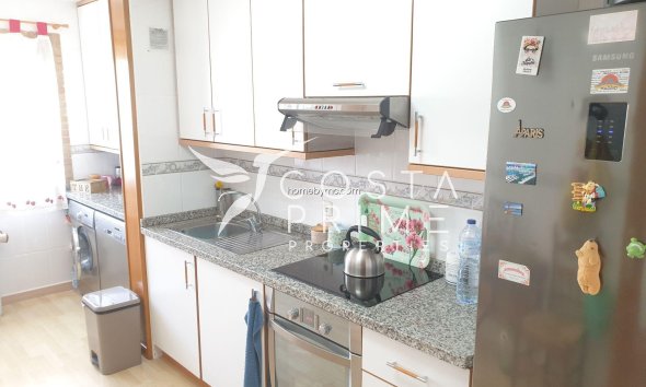 Resale - Apartment / Flat - Benidorm