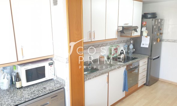 Resale - Apartment / Flat - Benidorm