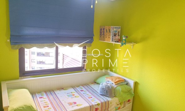 Resale - Apartment / Flat - Benidorm