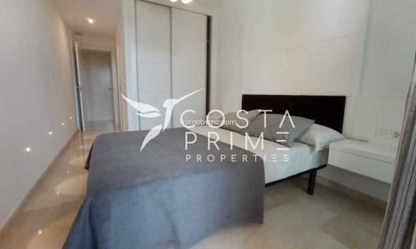 Resale - Apartment / Flat - Villajoyosa