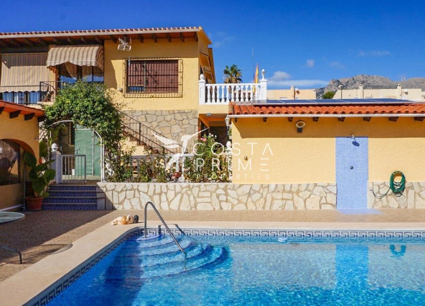 Resale - Villa  - La Nucía