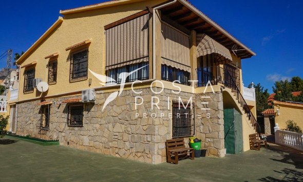 Resale - Villa  - La Nucía