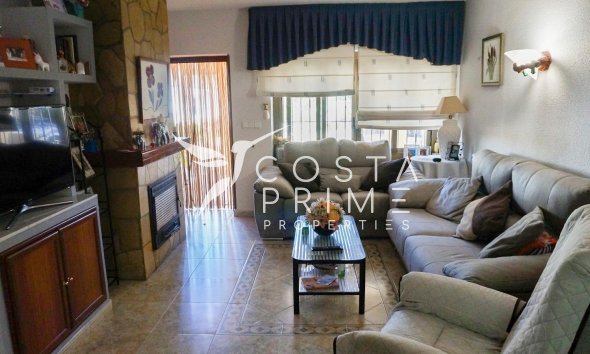 Resale - Villa  - La Nucía