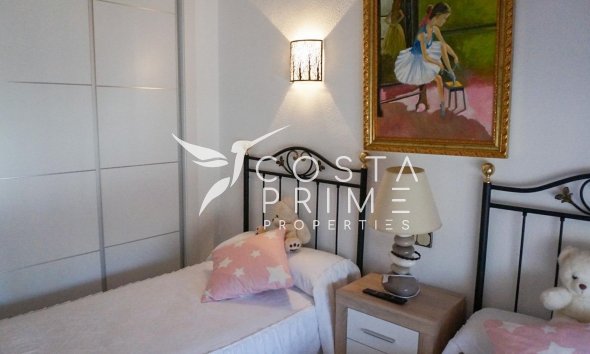 Resale - Villa  - La Nucía