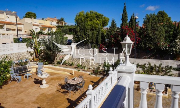 Resale - Villa  - La Nucía