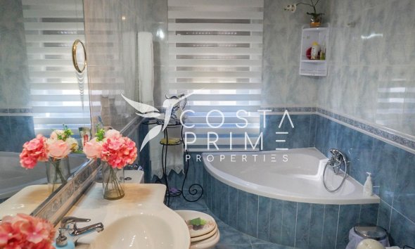 Resale - Villa  - La Nucía