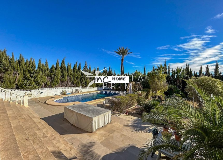 Resale - Villa  - Alfas del Pí