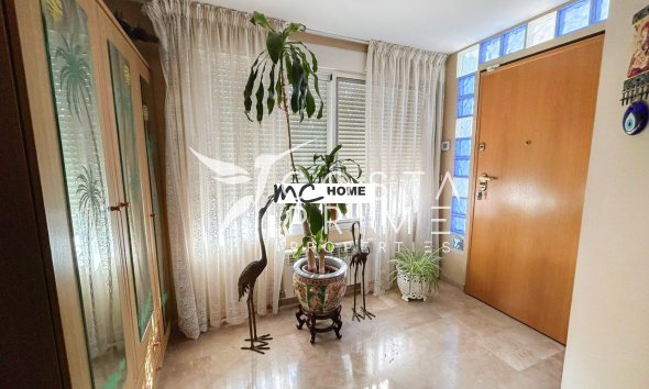 Resale - Villa  - Alfas del Pí