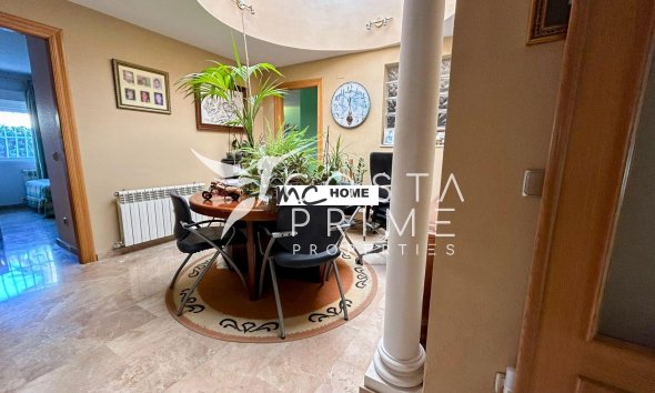 Resale - Villa  - Alfas del Pí