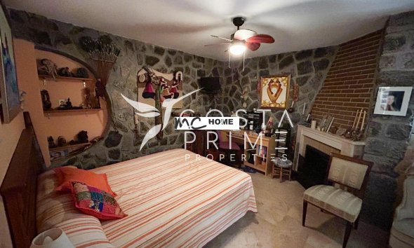 Resale - Villa  - Alfas del Pí