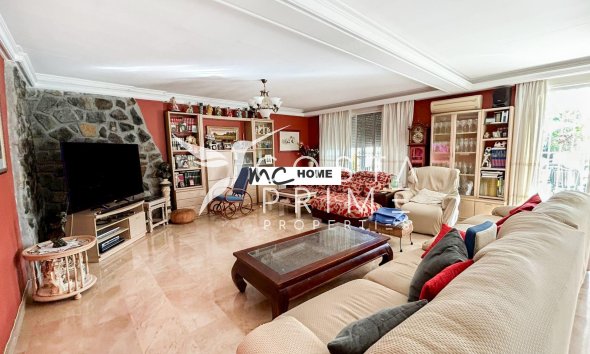 Resale - Villa  - Alfas del Pí