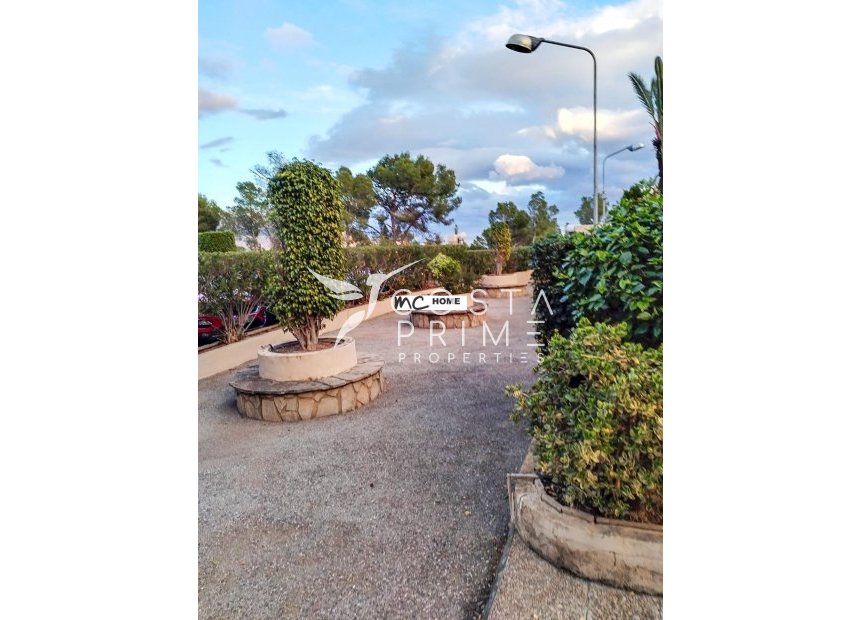 Resale - Apartment / Flat - La Nucía