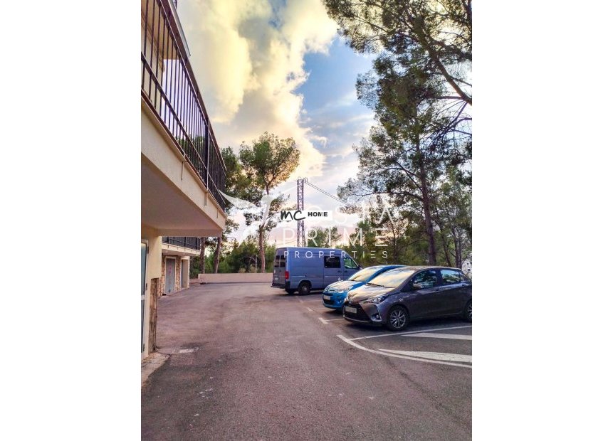 Resale - Apartment / Flat - La Nucía