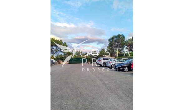 Resale - Apartment / Flat - La Nucía