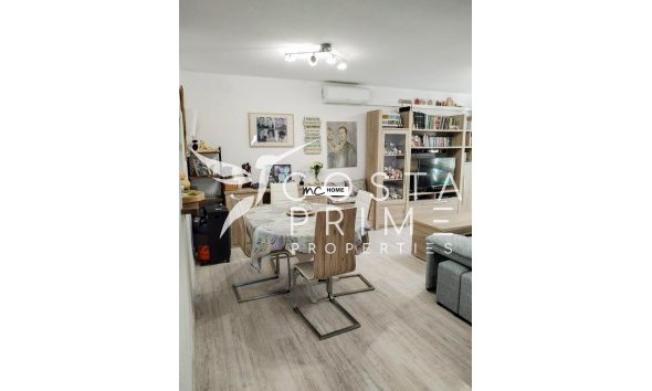 Resale - Apartment / Flat - La Nucía