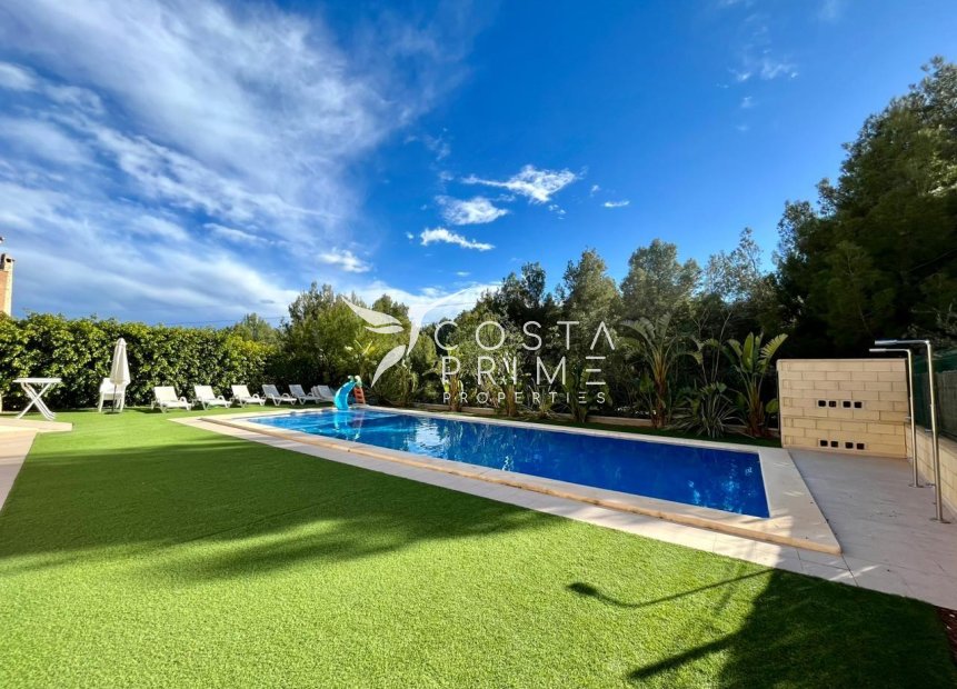 Odsprzedaż - Szalet - La Nucía