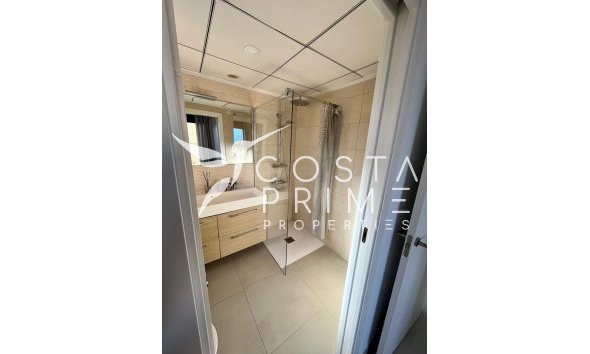 Odsprzedaż - Szalet - La Nucía