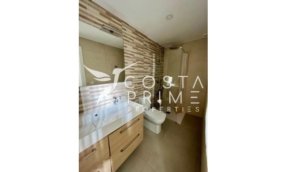 Odsprzedaż - Szalet - La Nucía