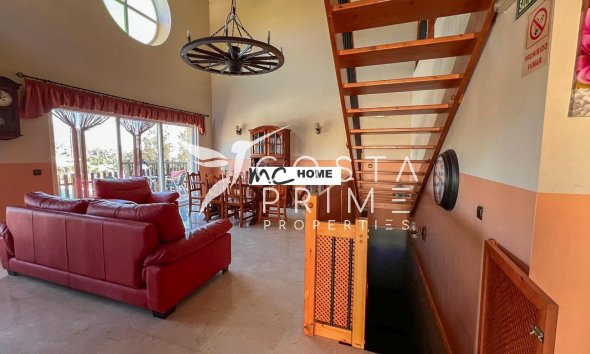 Resale - Villa  - Callosa d'en Sarrià