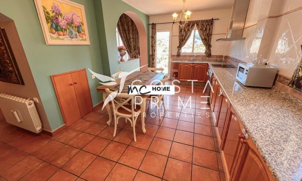 Resale - Villa  - Callosa d'en Sarrià