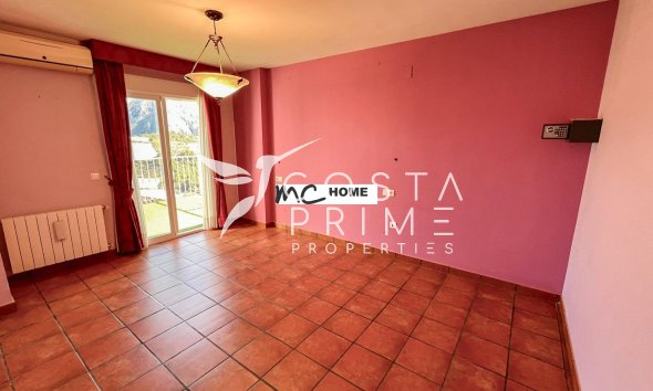 Resale - Villa  - Callosa d'en Sarrià