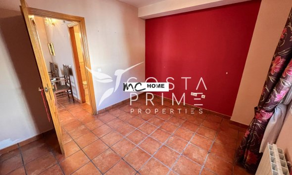 Resale - Villa  - Callosa d'en Sarrià