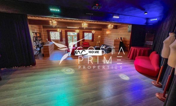 Resale - Villa  - Callosa d'en Sarrià