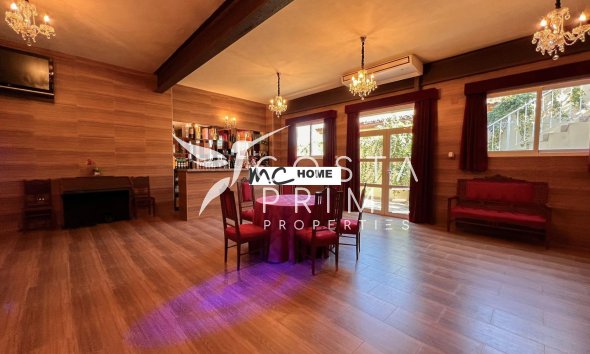 Resale - Villa  - Callosa d'en Sarrià