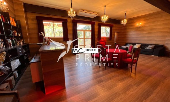 Resale - Villa  - Callosa d'en Sarrià