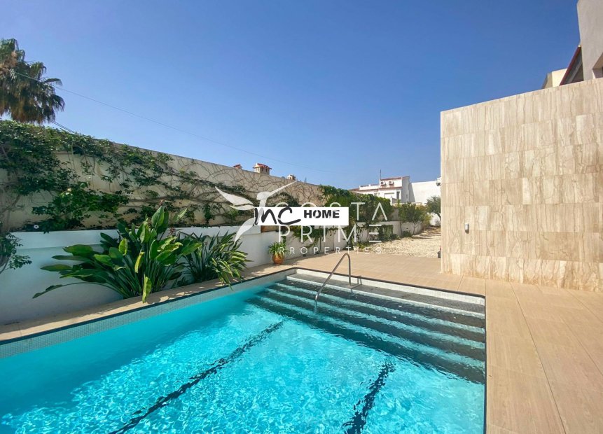 Resale - Villa  - Alfas del Pí