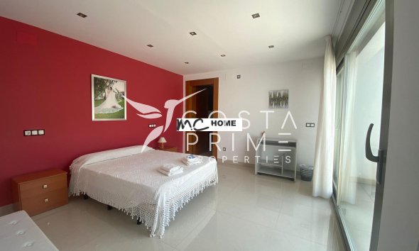 Resale - Villa  - Alfas del Pí