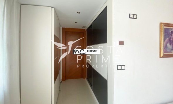 Resale - Villa  - Alfas del Pí