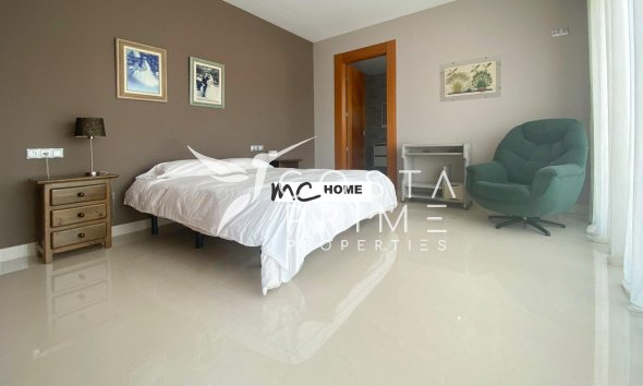 Resale - Villa  - Alfas del Pí