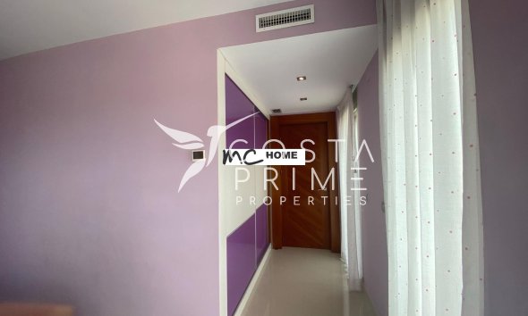 Resale - Villa  - Alfas del Pí