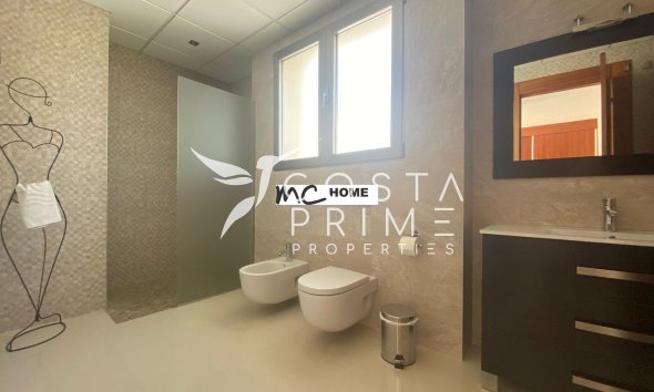 Resale - Villa  - Alfas del Pí