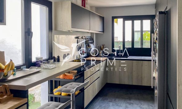 Resale - Villa  - Polop