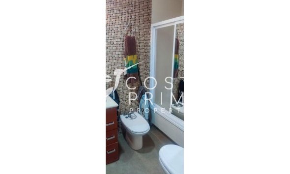 Resale - Apartment / Flat - Benidorm