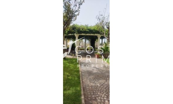 Resale - Apartment / Flat - Benidorm