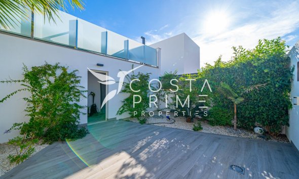 Resale - Villa  - Finestrat