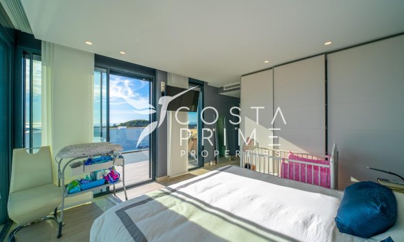 Resale - Villa  - Finestrat