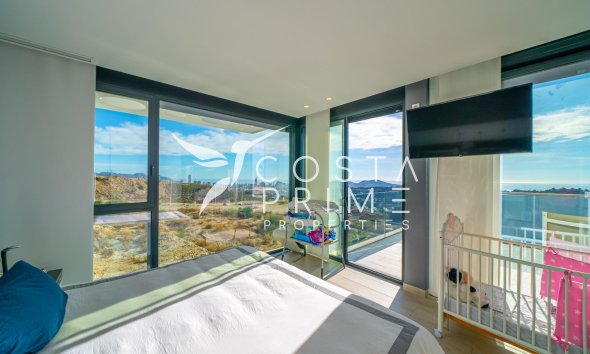 Resale - Villa  - Finestrat