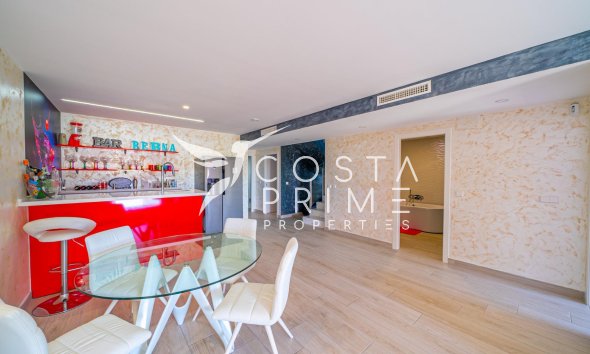 Resale - Villa  - Finestrat