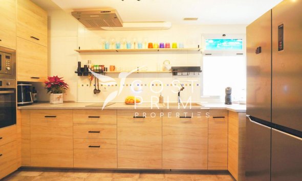 Resale - Apartment / Flat - Villajoyosa