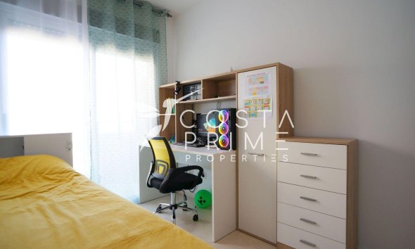 Resale - Apartment / Flat - Villajoyosa