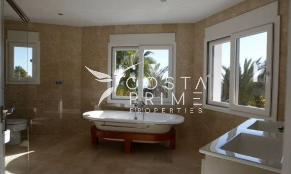 Resale - Villa  - Benissa