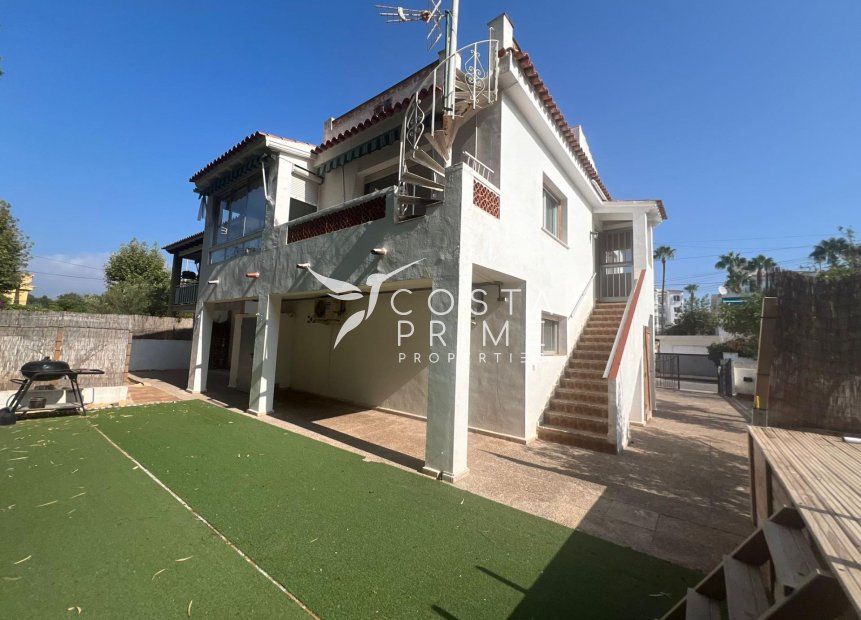 Resale - Villa  - Alfas del Pí