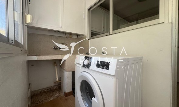 Resale - Villa  - Alfas del Pí