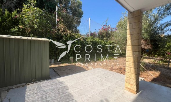 Resale - Villa  - Alfas del Pí