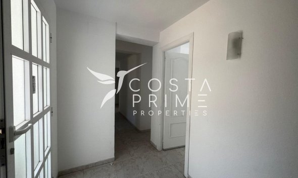 Resale - Villa  - Alfas del Pí